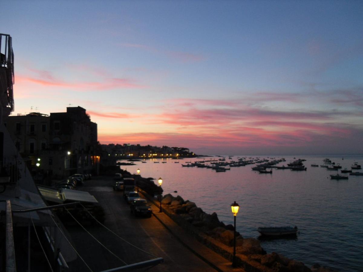 I Cinque Sensi Panzió Ischia Szoba fotó